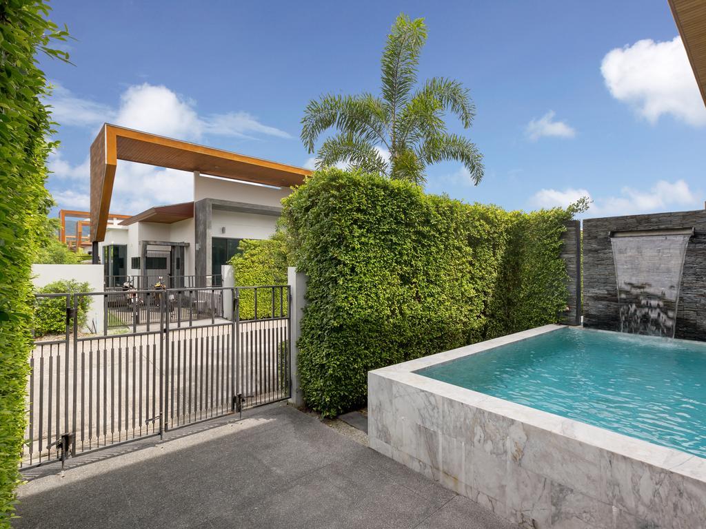 The 8 Pool Villa Chalong Exterior foto